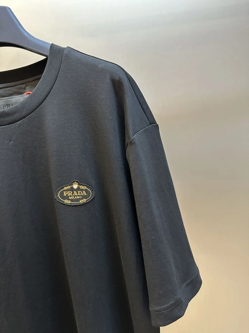 Prada T-Shirts Timeless 171369