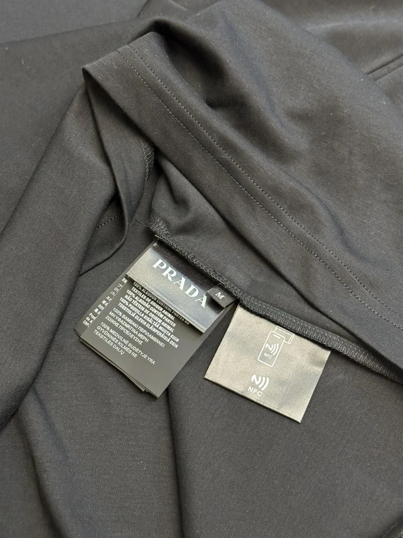 Prada T-Shirts Timeless 171369