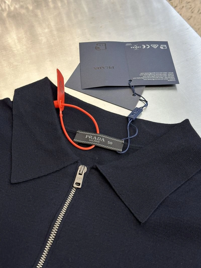 Lightweight Prada T-Shirts 171313