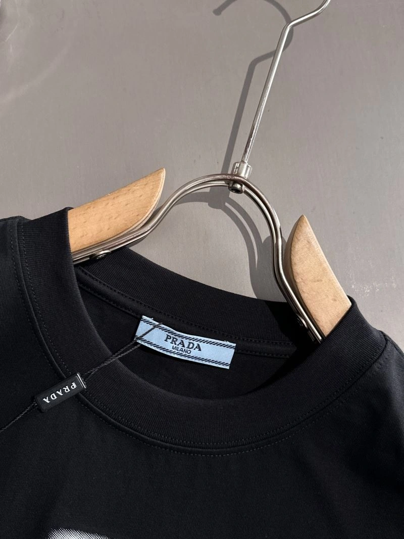 Breathable Prada T-Shirts 171309