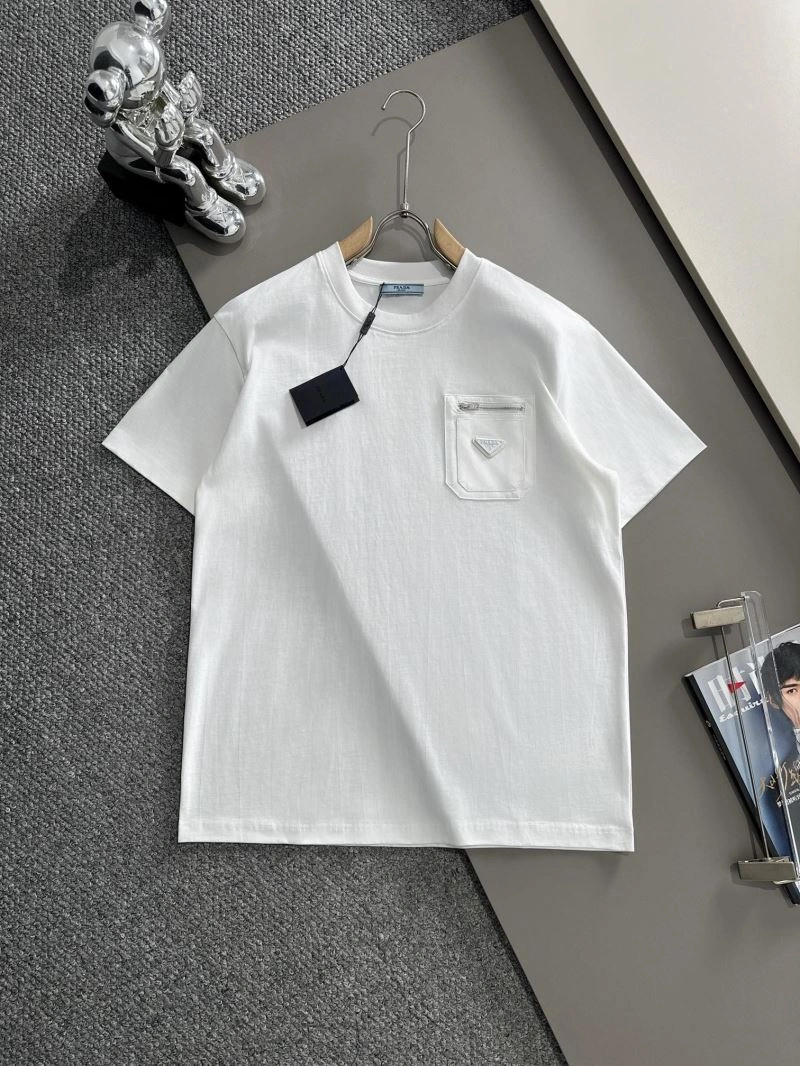 Prada T-Shirts Stylish 171357