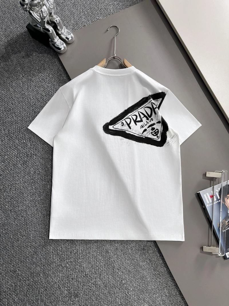 Prada T-Shirts Breathable 171302