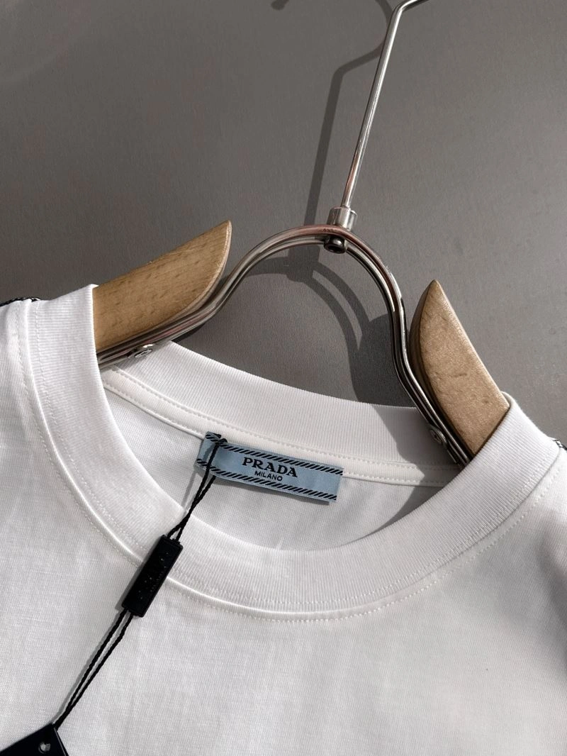 SoftTouch Prada T-Shirts 171330