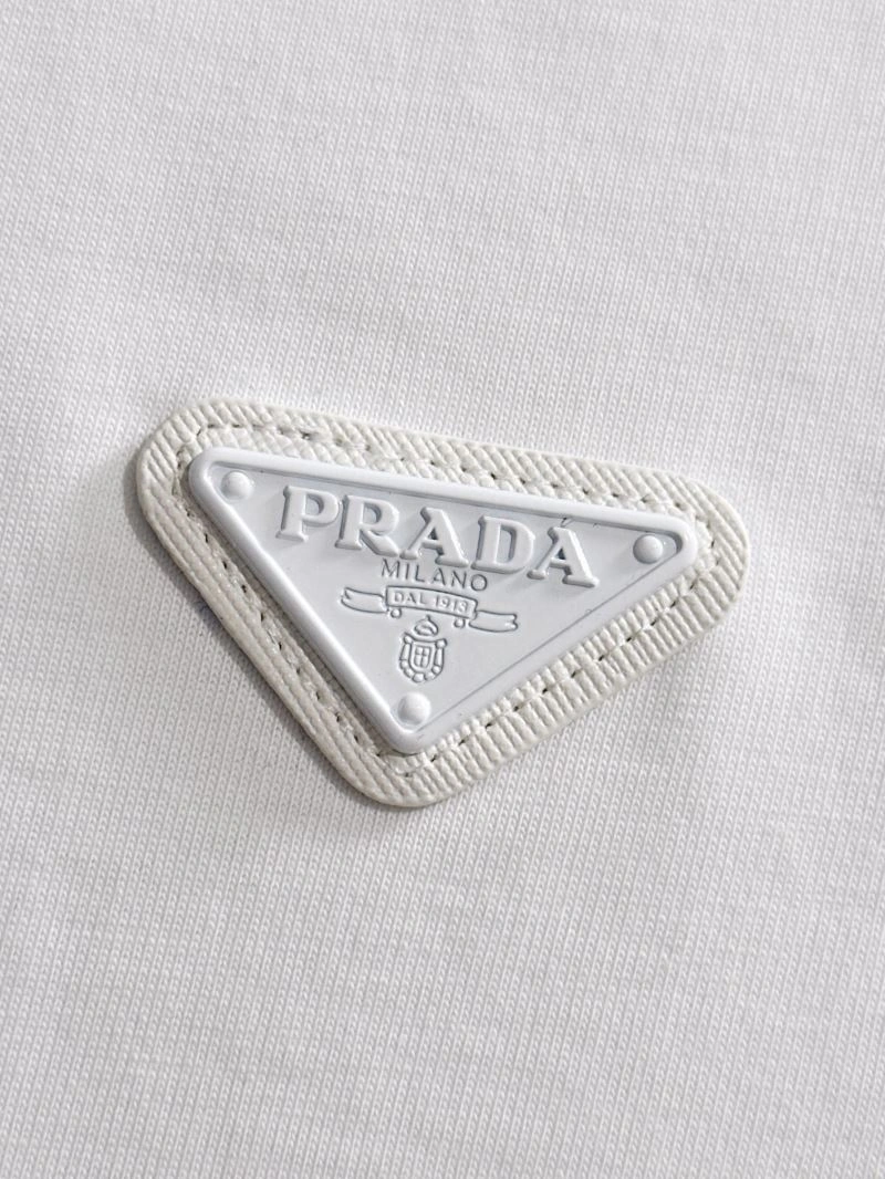 SoftTouch Prada T-Shirts 171330