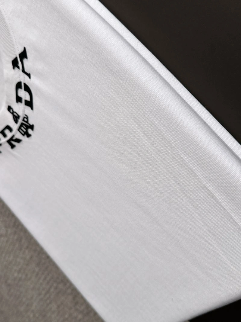 Prada T-Shirts GoAnywhere 171314