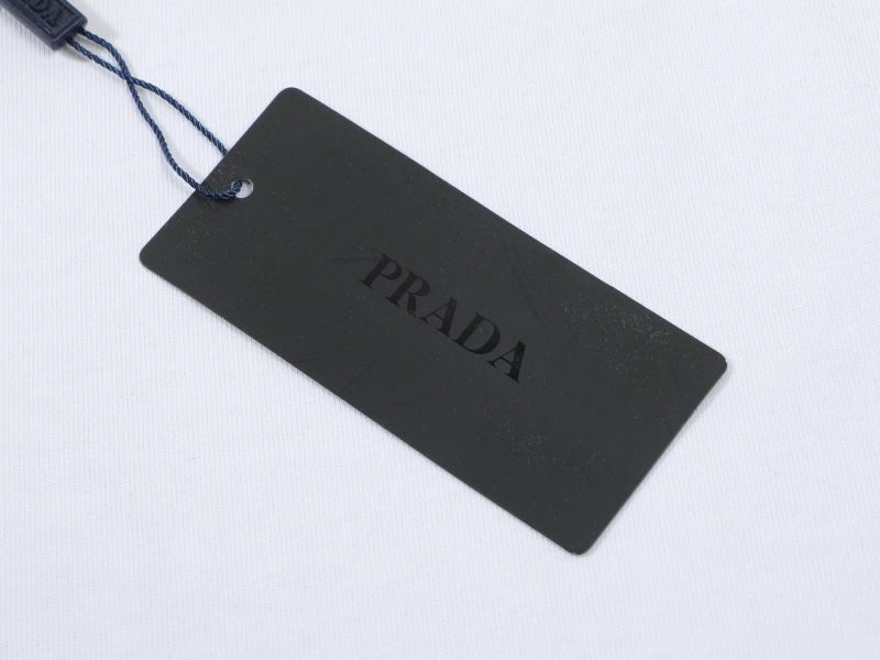Prada T-Shirts Unisex 171321
