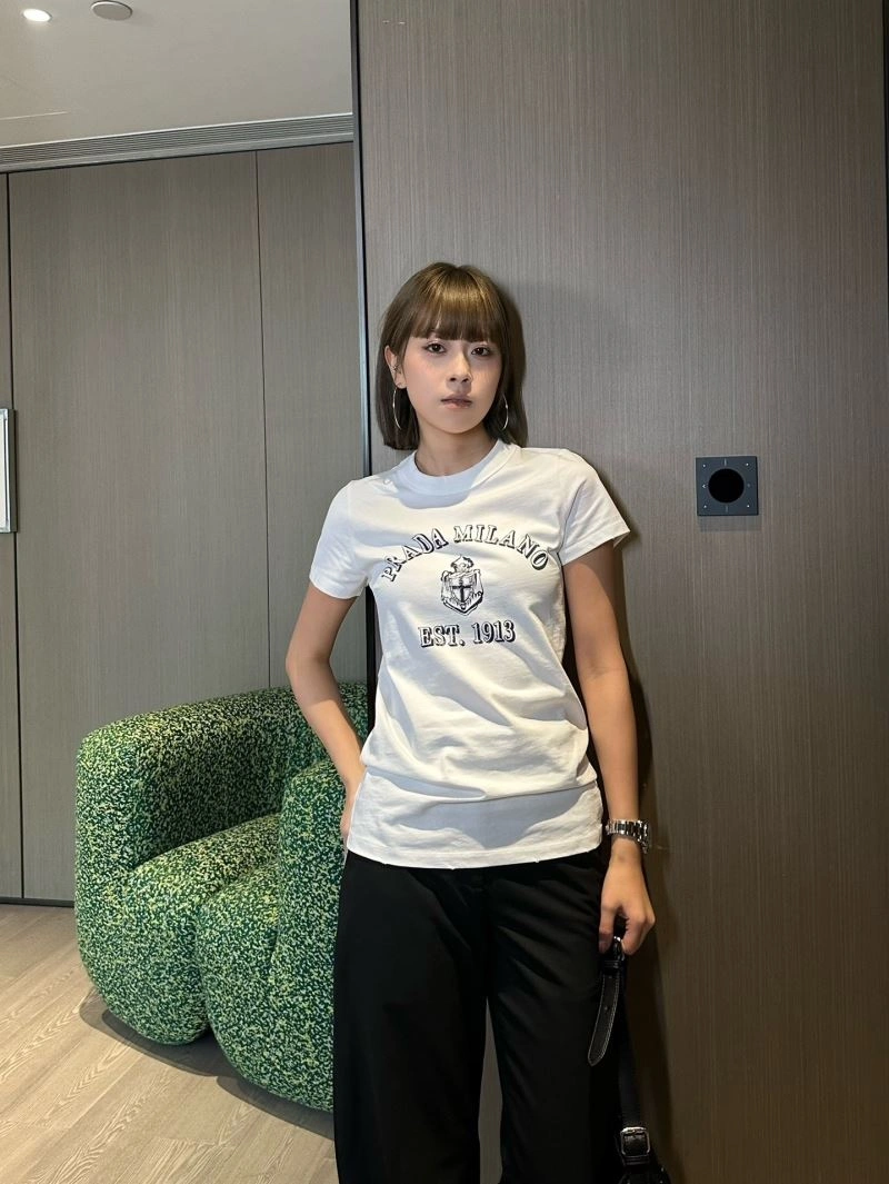 Prada T-Shirts Fashionable 171275