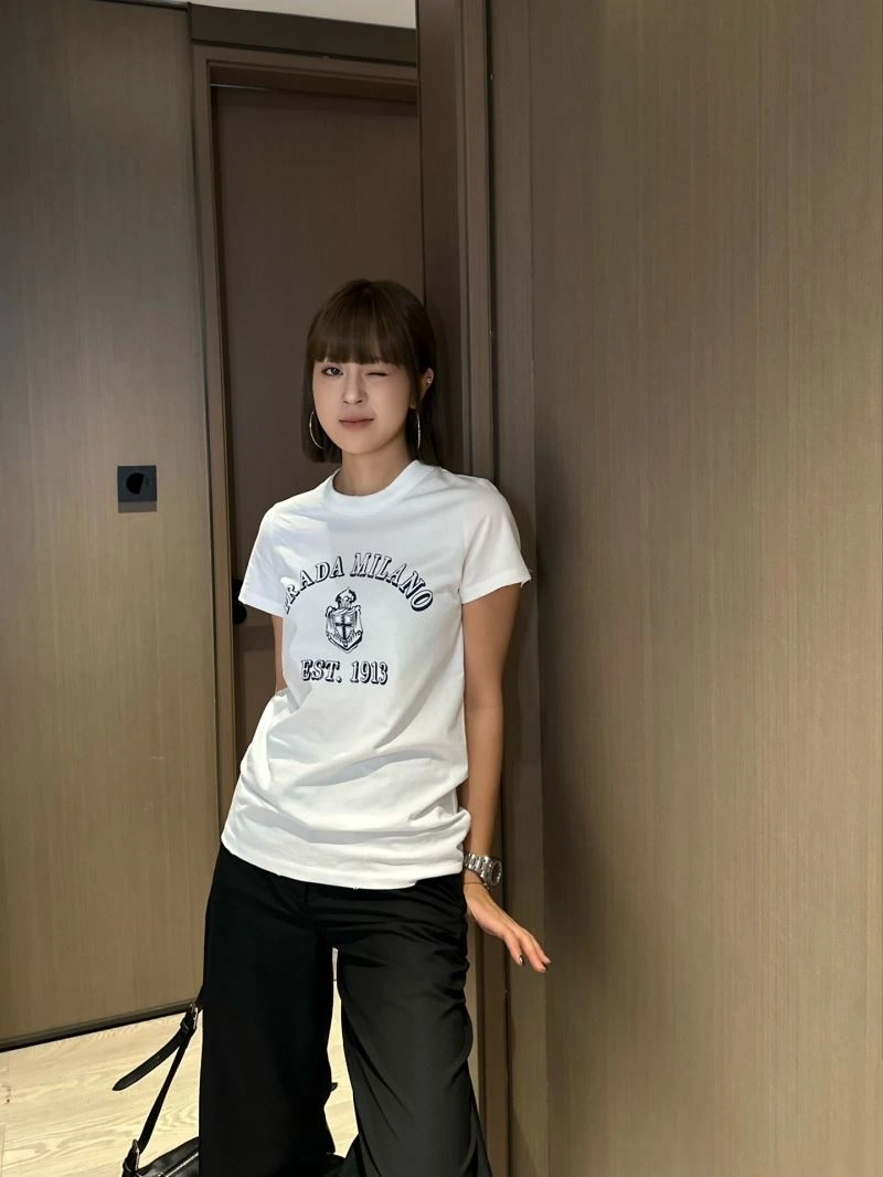 Prada T-Shirts Fashionable 171275