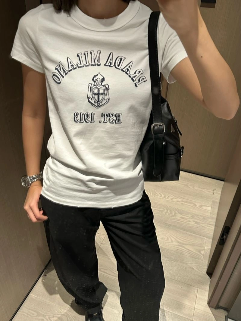 Prada T-Shirts Fashionable 171275