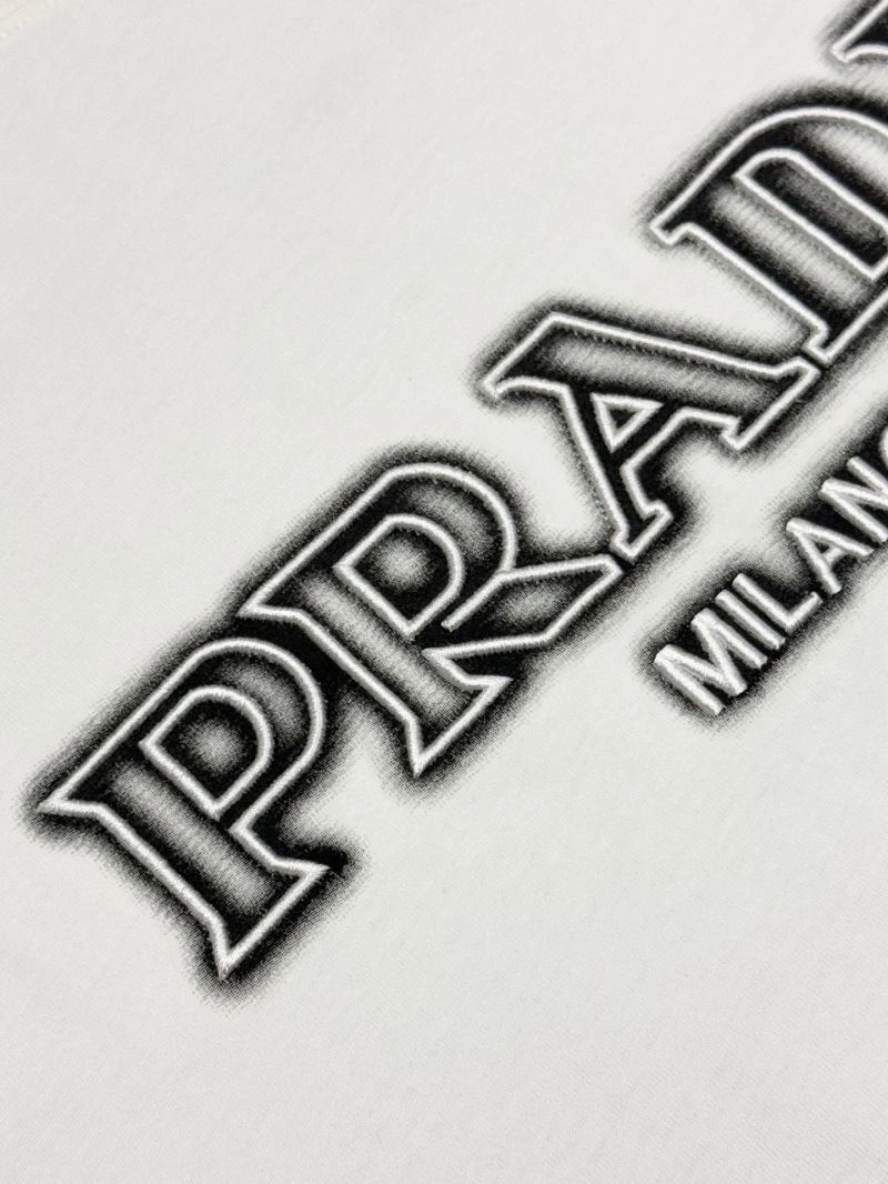 Reliable Prada T-Shirts 171270