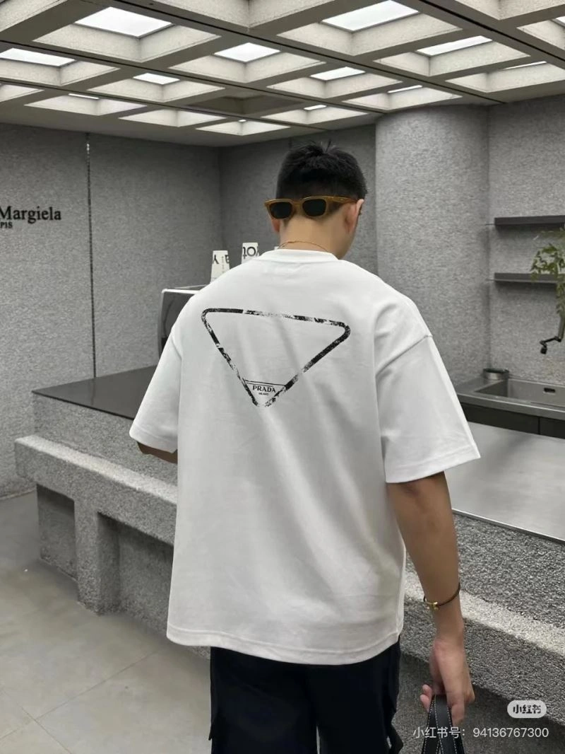 Reliable Prada T-Shirts 171270