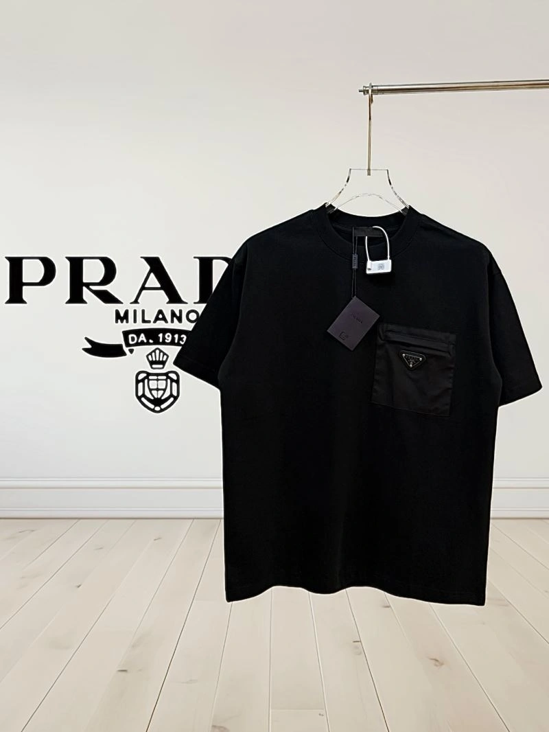 SmoothTexture Prada T-Shirts 171350