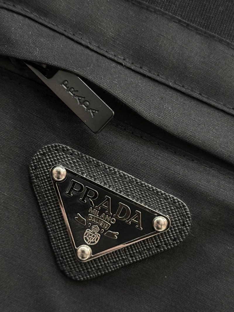 SmoothTexture Prada T-Shirts 171350