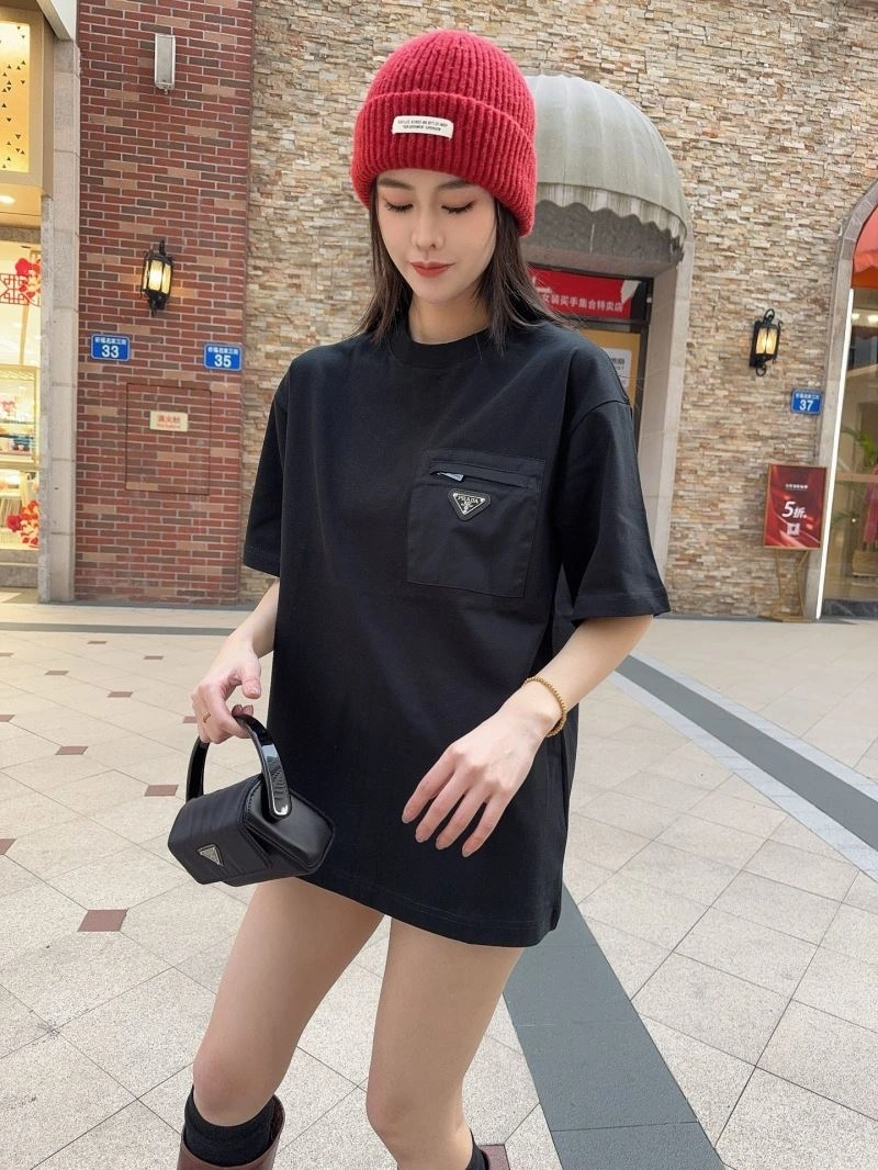 SmoothTexture Prada T-Shirts 171350