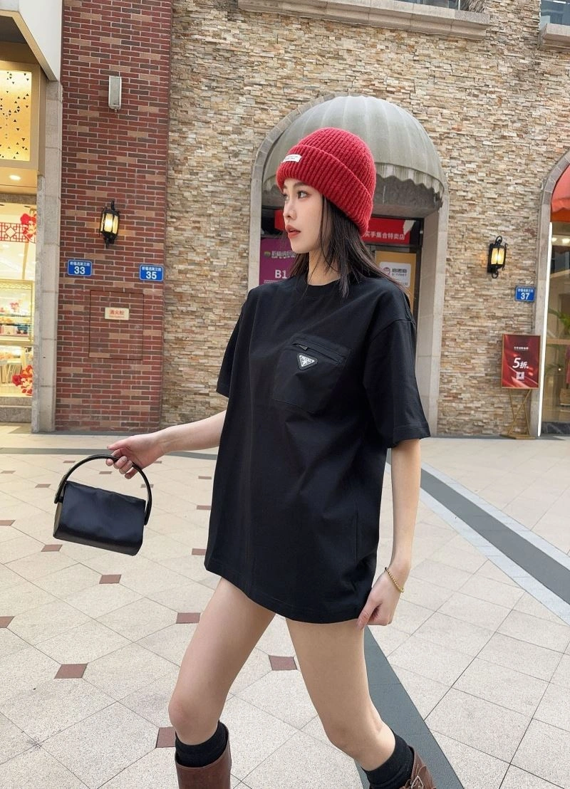 SmoothTexture Prada T-Shirts 171350