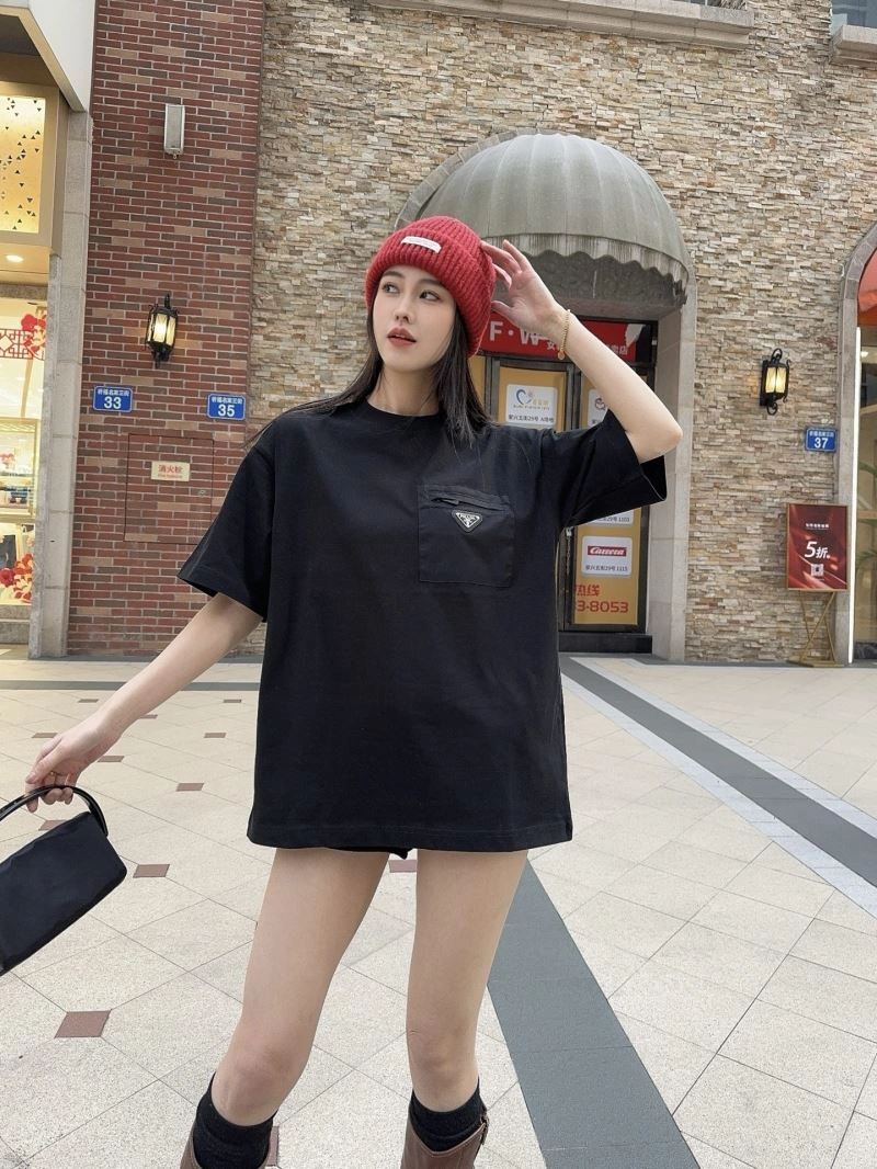 SmoothTexture Prada T-Shirts 171350
