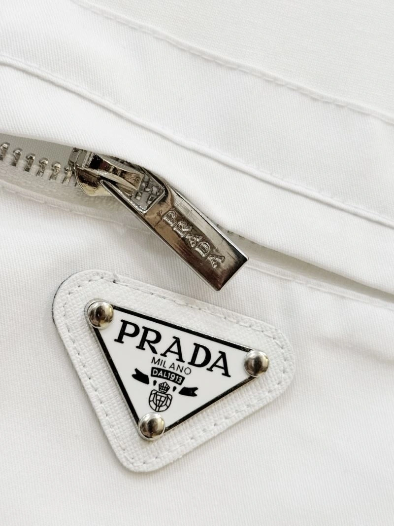 Prada T-Shirts WellDesigned 171265