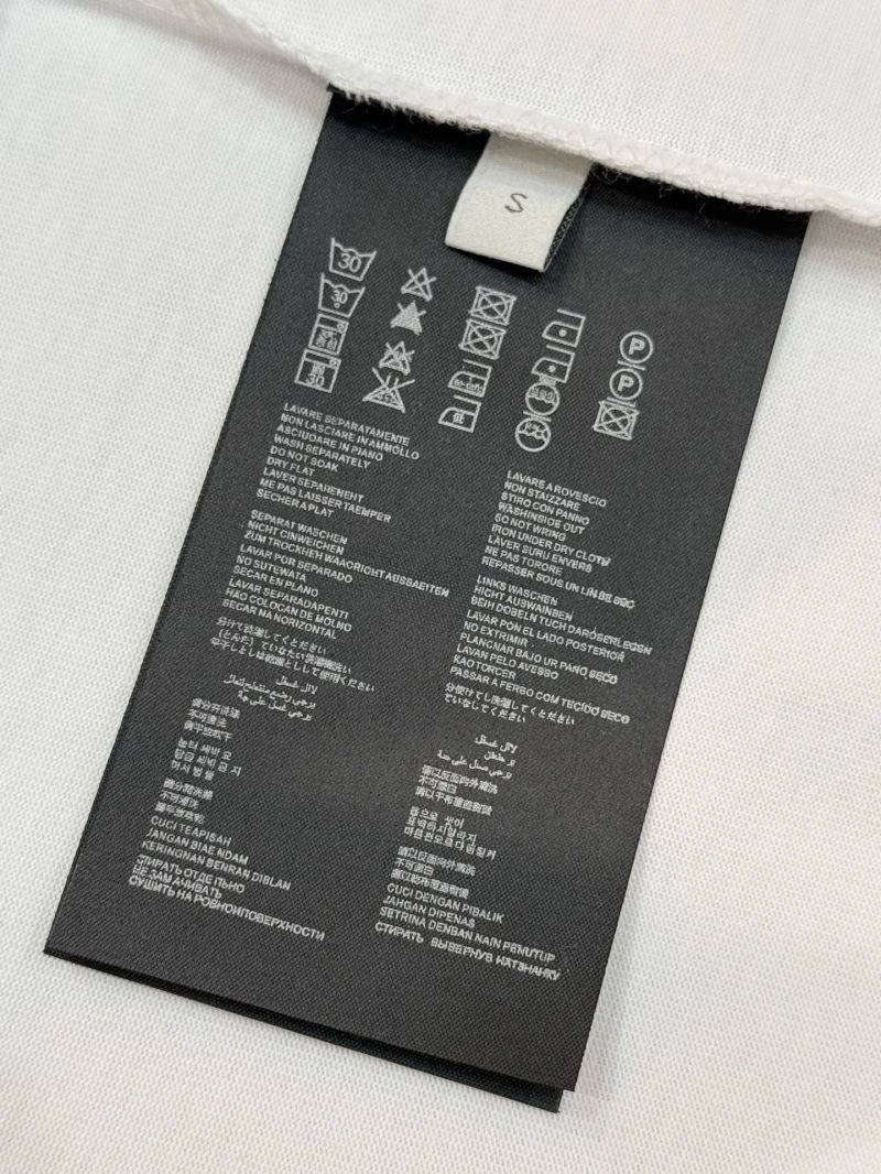 Prada T-Shirts WellDesigned 171265
