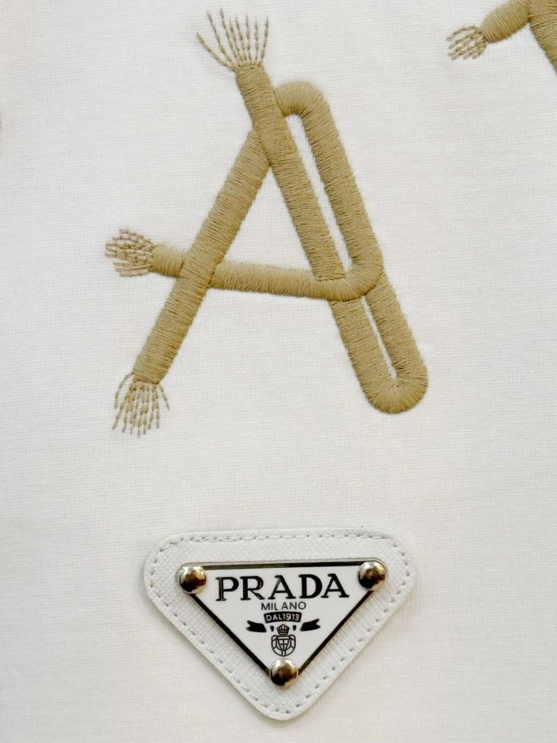 Breathable Prada T-Shirts 171269