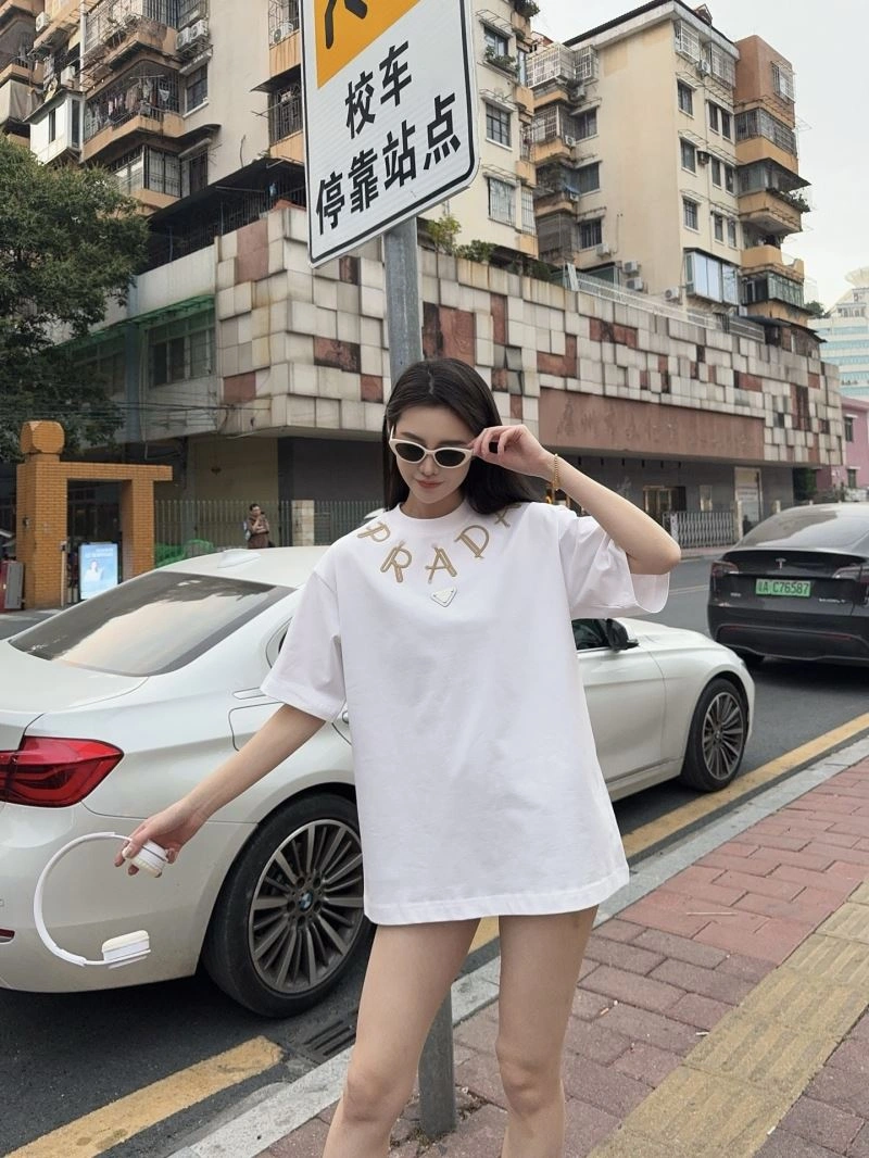 Breathable Prada T-Shirts 171269