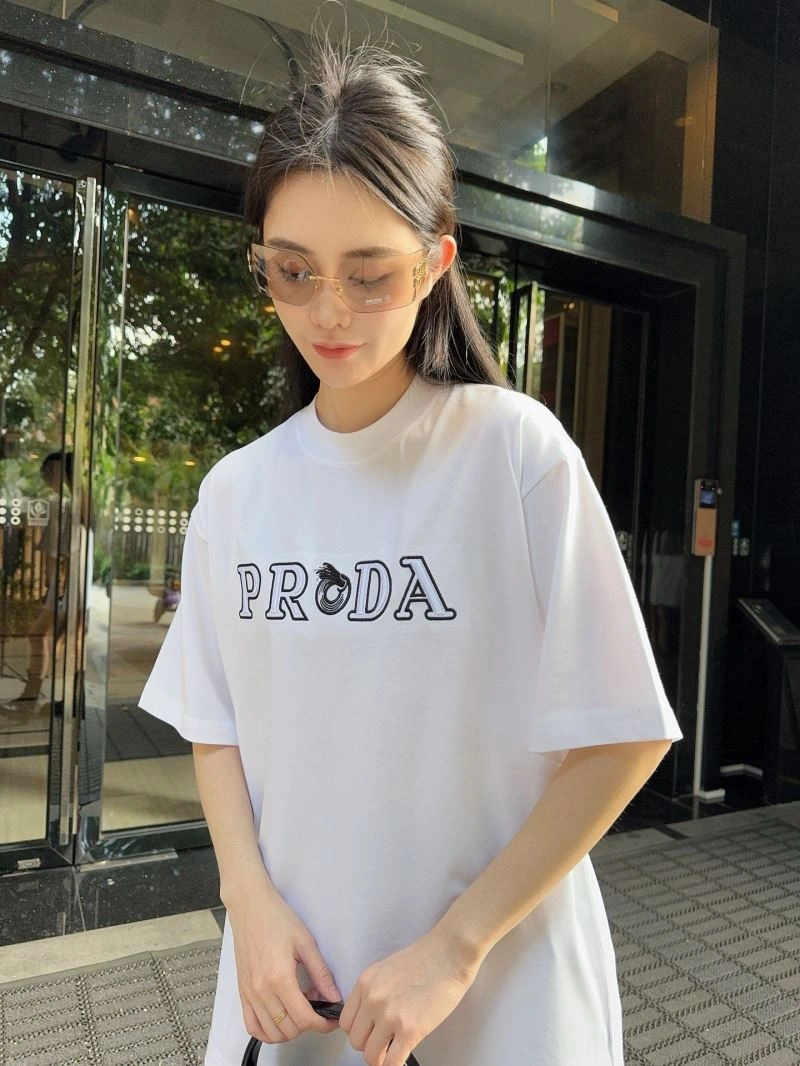 NewStyle Prada T-Shirts 171267