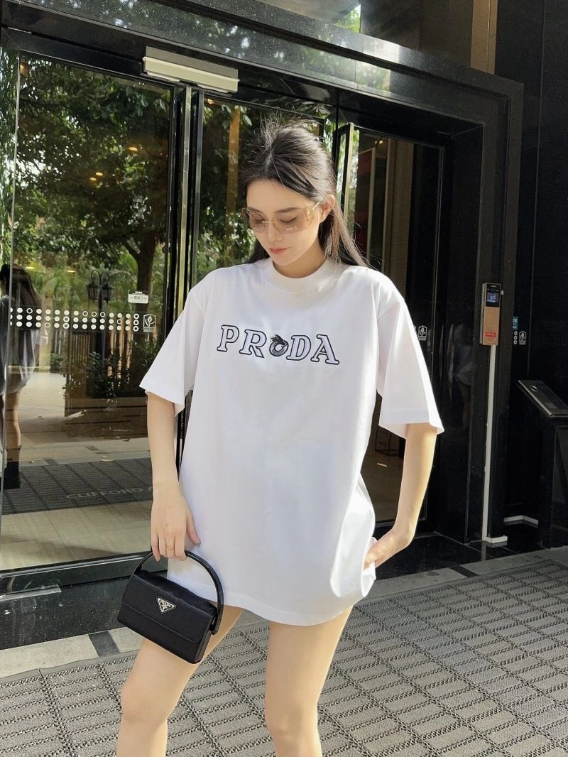 NewStyle Prada T-Shirts 171267