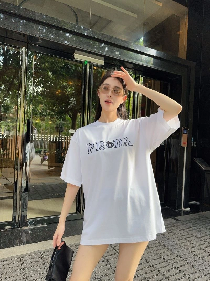NewStyle Prada T-Shirts 171267
