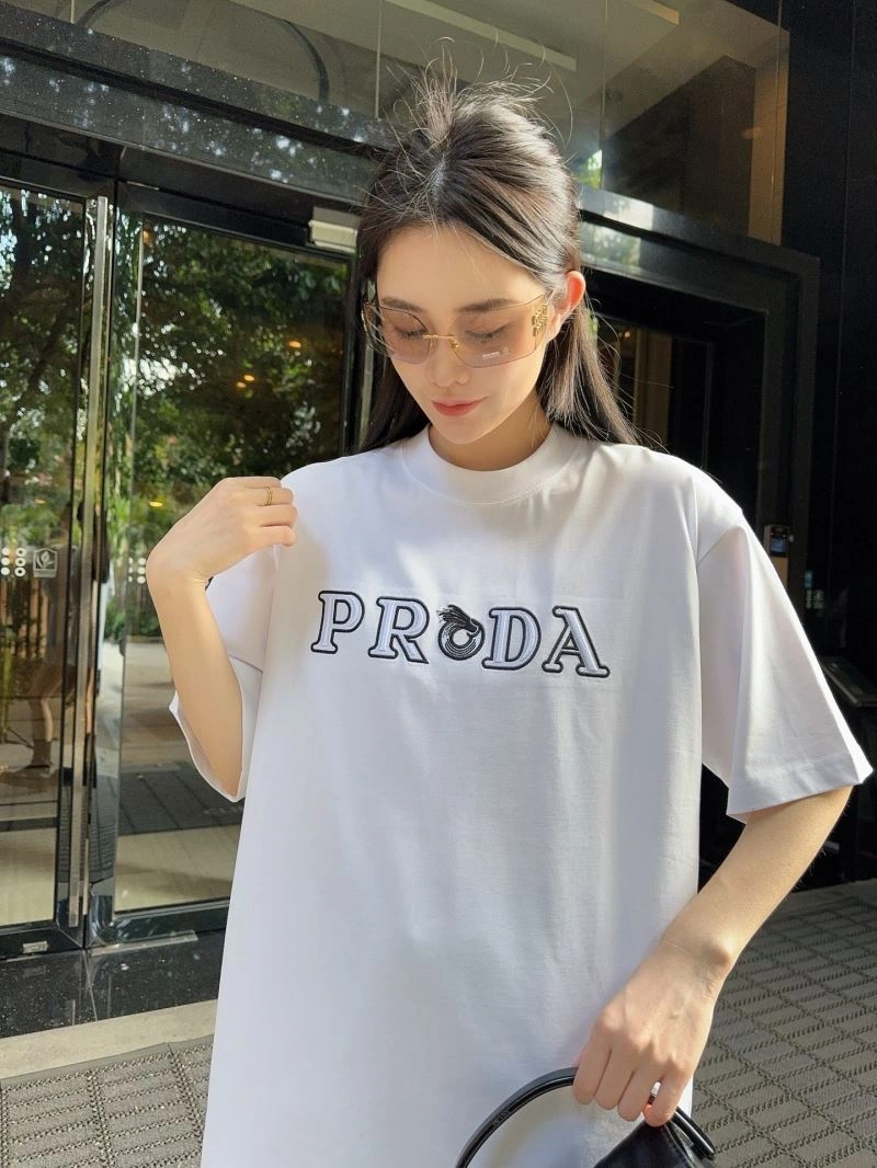 NewStyle Prada T-Shirts 171267