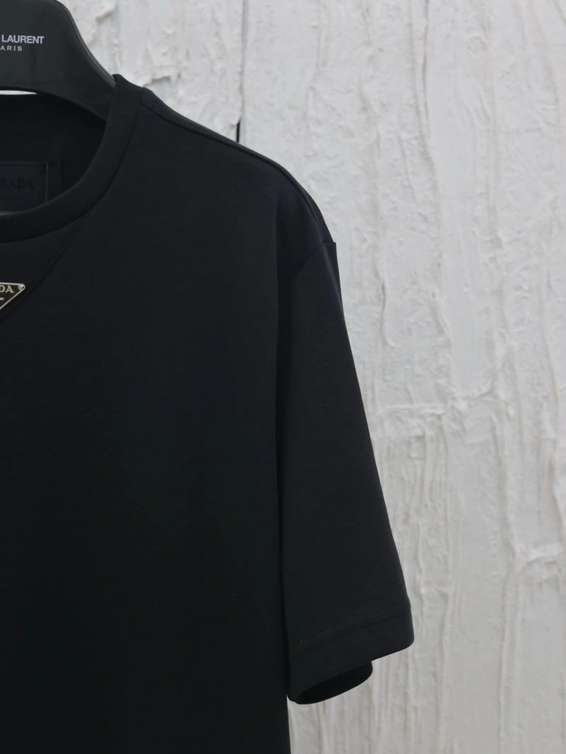 Prada T-Shirts Cozy 171255