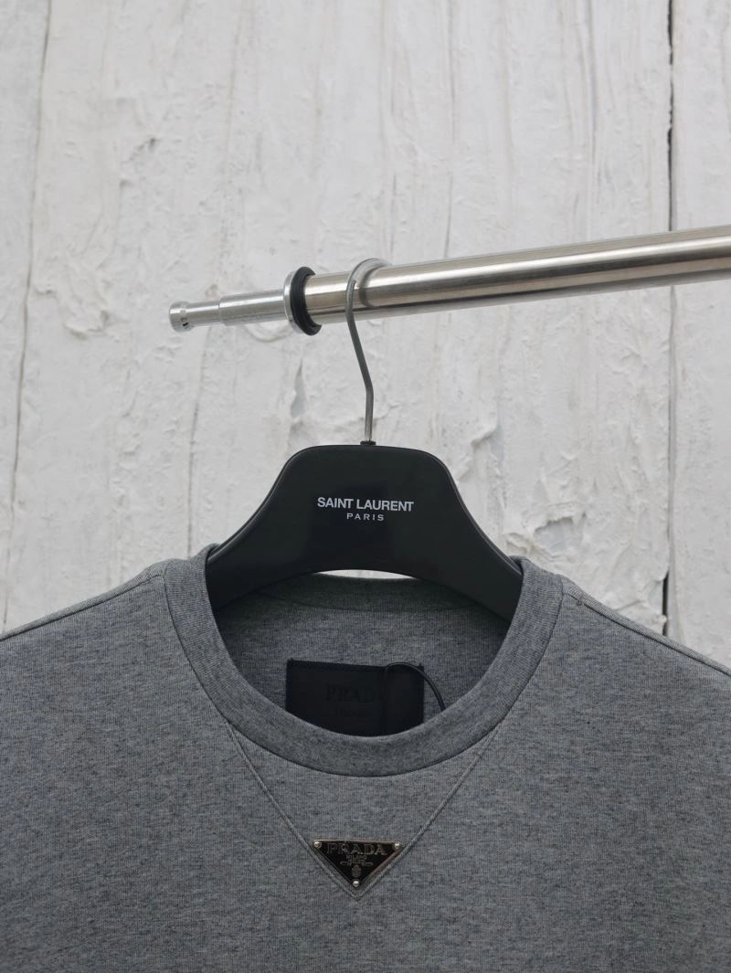 Youthful Prada T-Shirts 171263