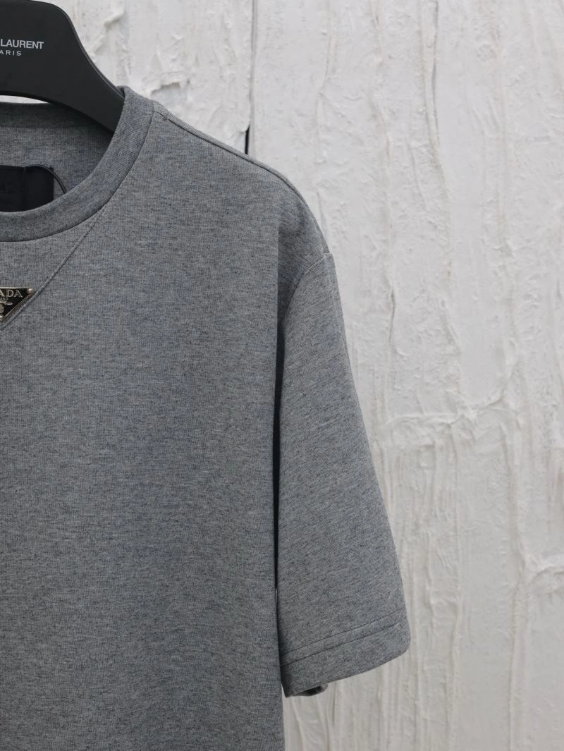 Youthful Prada T-Shirts 171263