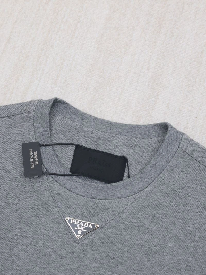 Youthful Prada T-Shirts 171263