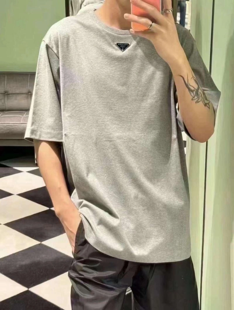 Youthful Prada T-Shirts 171263