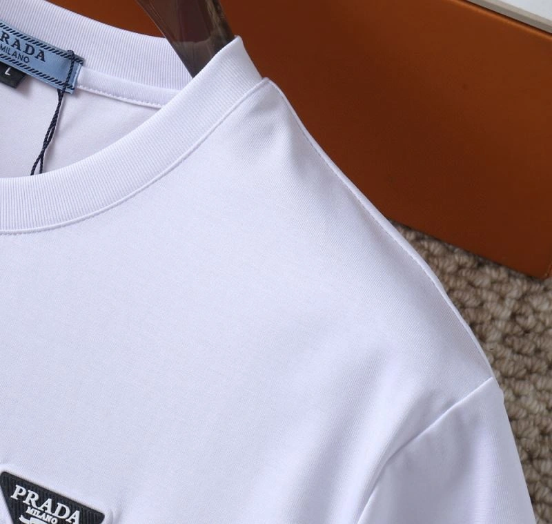 Prada T-Shirts Unique 171751