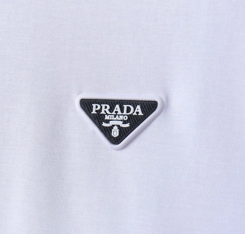 Prada T-Shirts Unique 171751