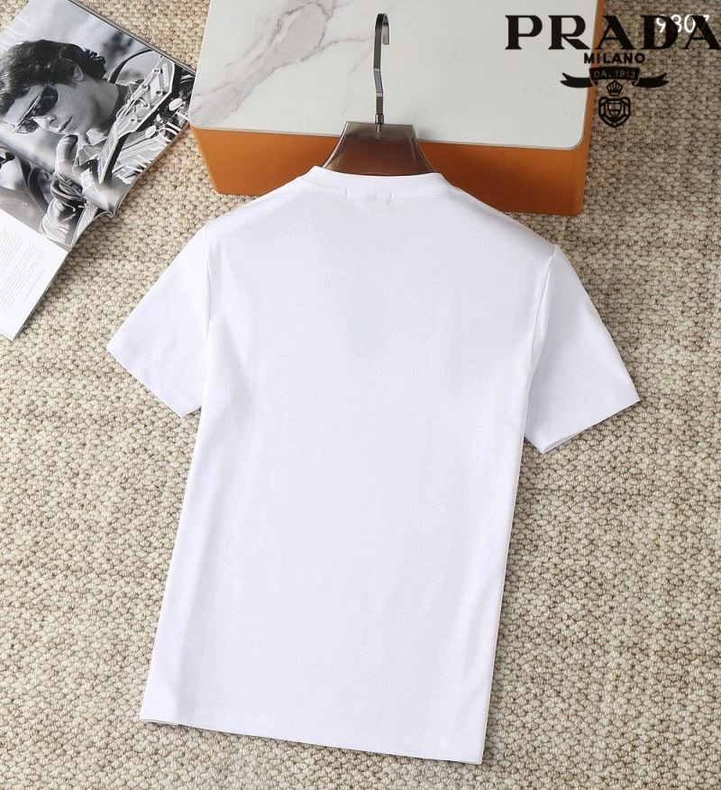 Unisex Prada T-Shirts 171747