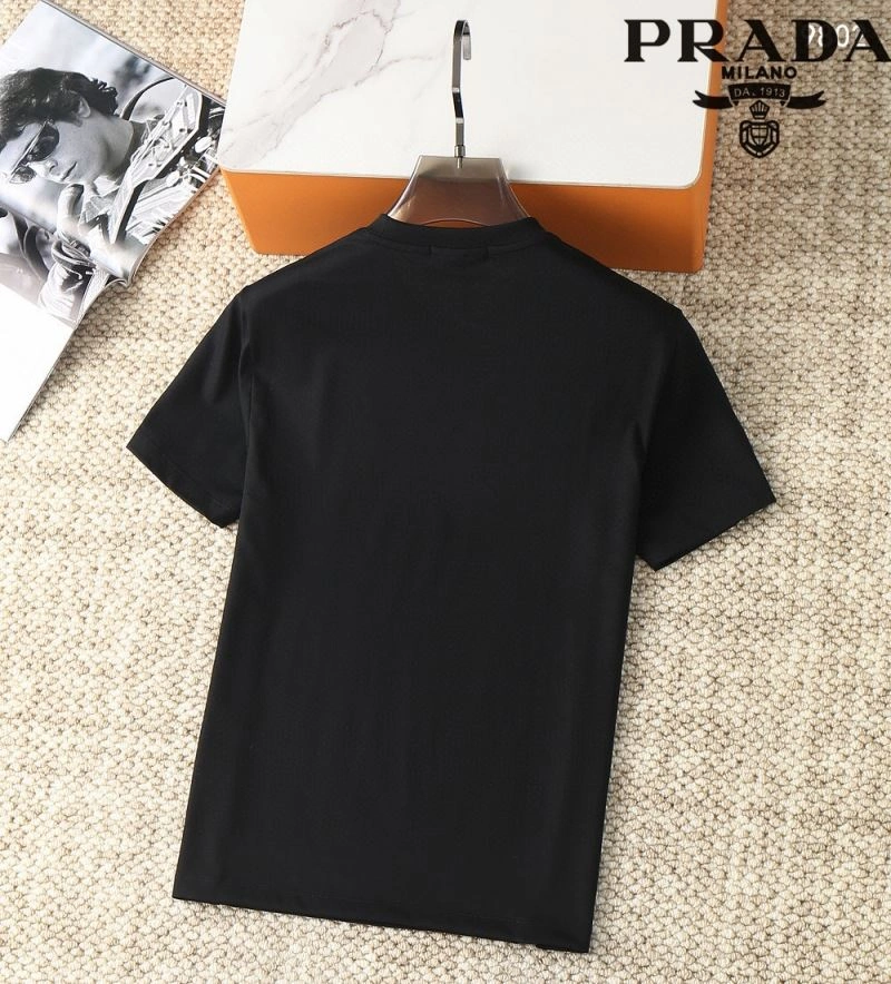 Timeless Prada T-Shirts 171744