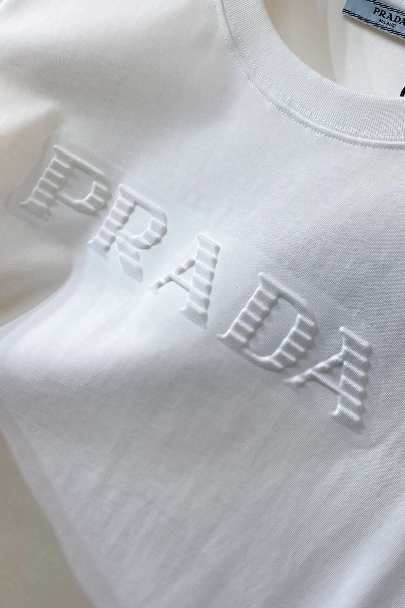 Prada T-Shirts Vibrant 171531