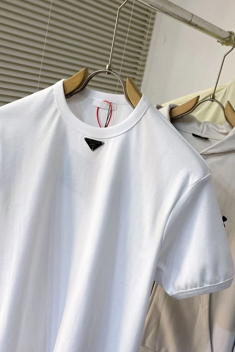 Affordable Prada T-Shirts 171579