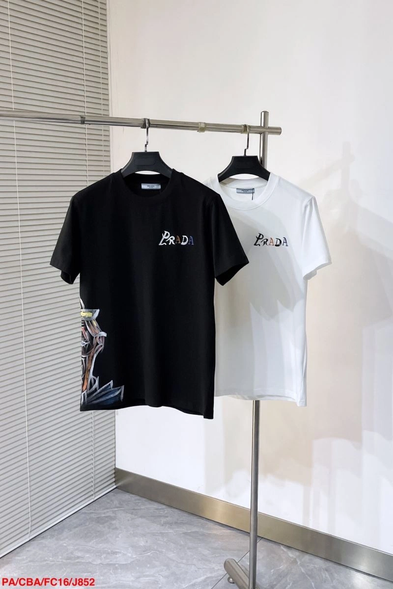 Comfortable Prada T-Shirts 171578