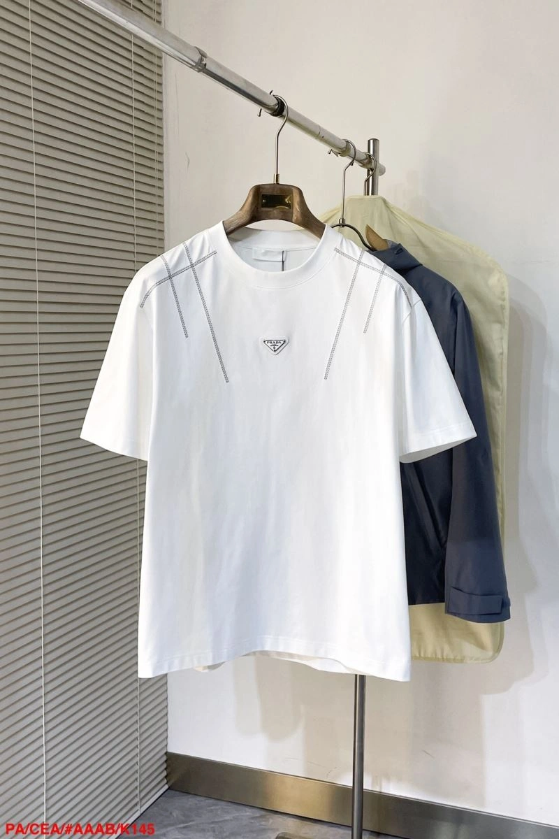 Breathable Prada T-Shirts 171564