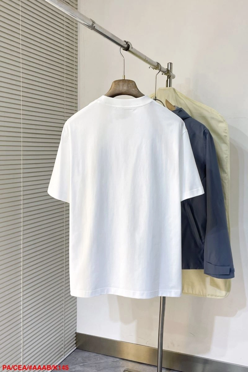 Breathable Prada T-Shirts 171564
