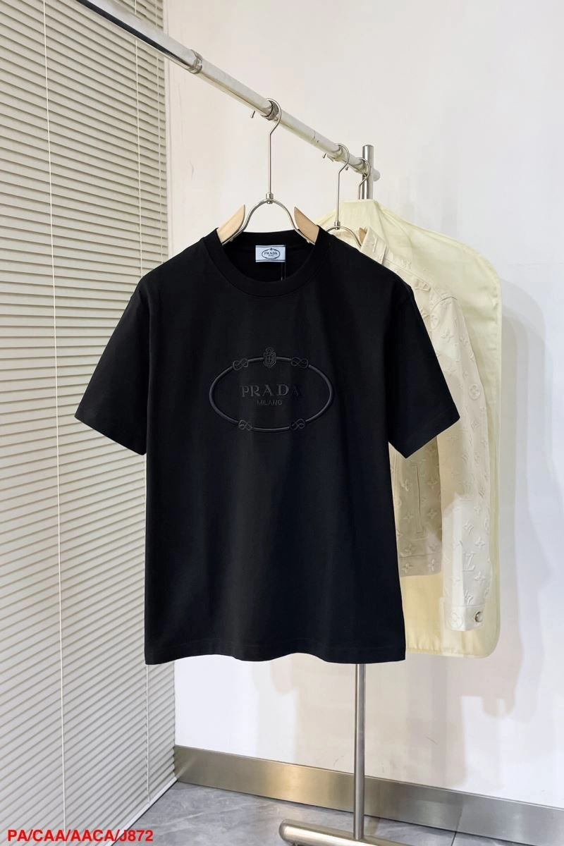 Compact Prada T-Shirts 171526