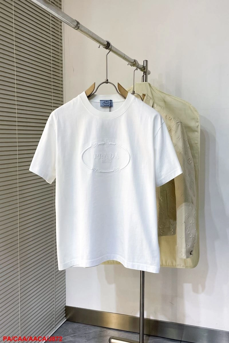 Compact Prada T-Shirts 171526