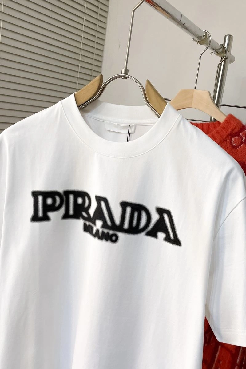 Prada T-Shirts OnTrend 171524