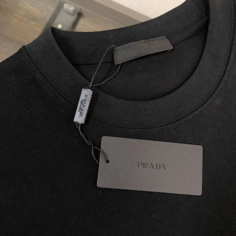 Prada T-Shirts Durable 171510