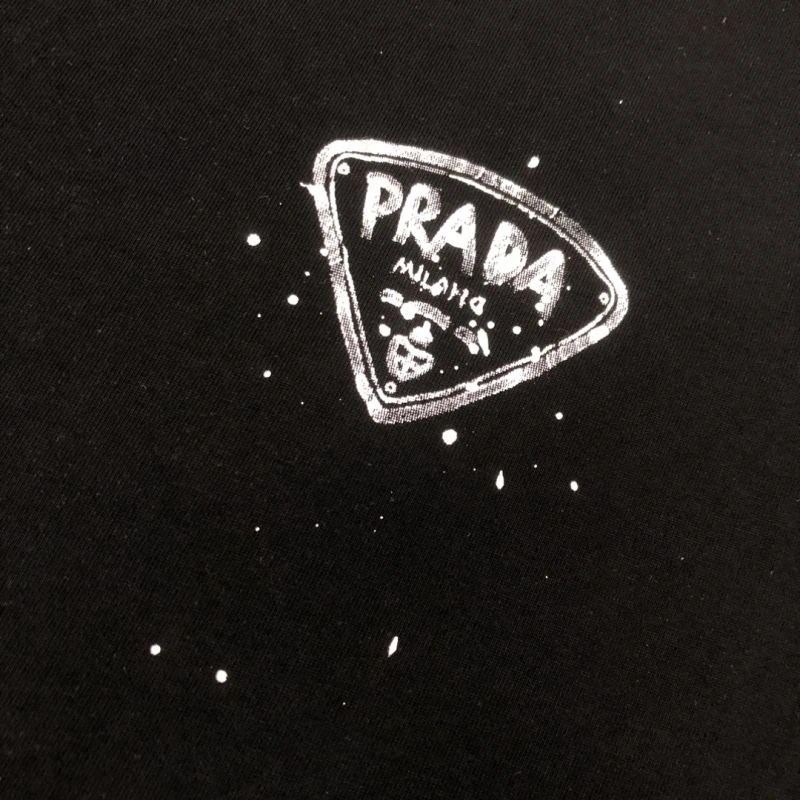 Prada T-Shirts Durable 171510
