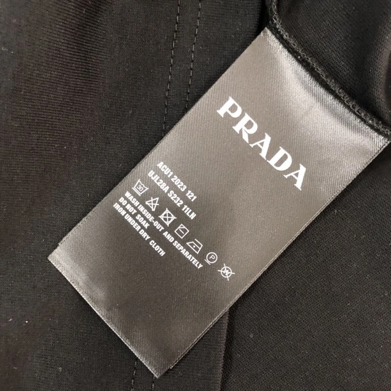 Prada T-Shirts Durable 171510