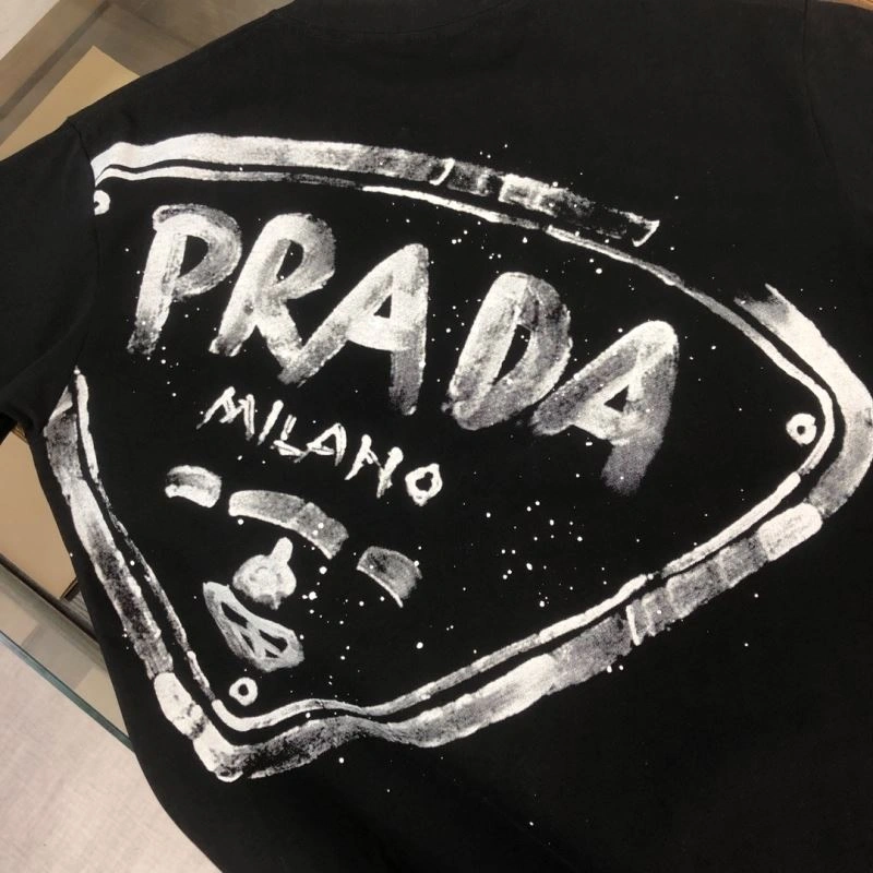 Prada T-Shirts Durable 171510