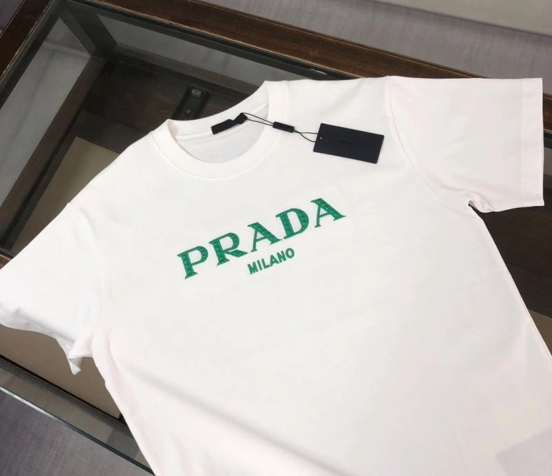 Prada T-Shirts TimelessDesign 171508